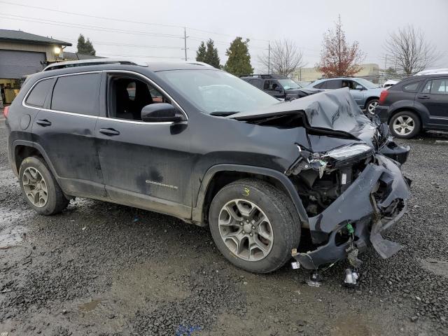 1C4PJMCBXJD540904 Jeep Cherokee Latitude
