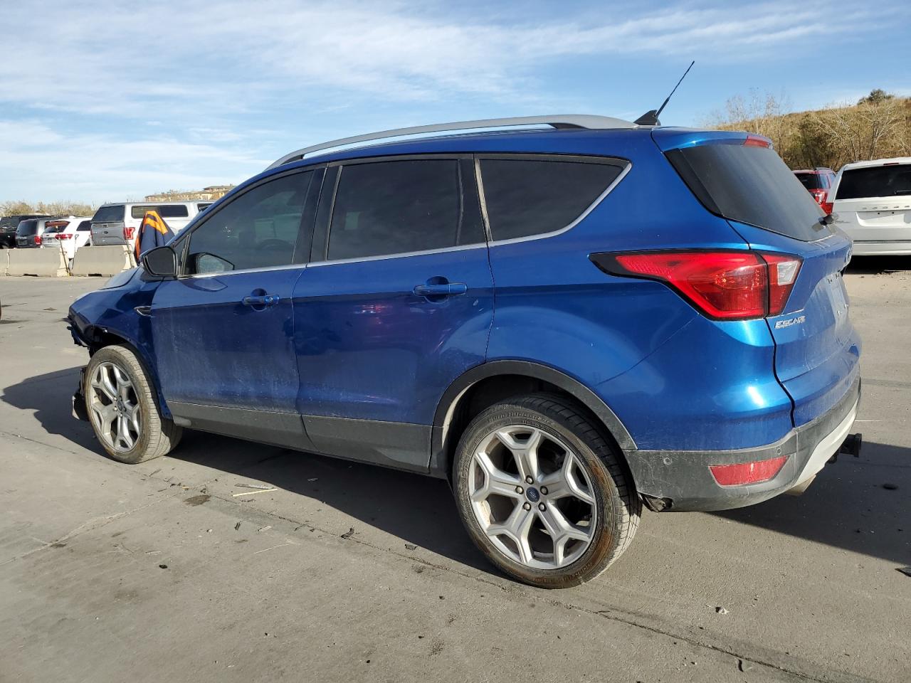1FMCU9J98KUB60637 FORD ESCAPE 2019