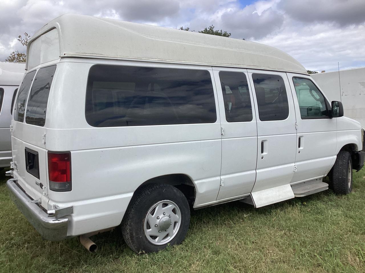 2012 Ford Econoline E150 Van vin: 1FTNE1EL9CDA31406