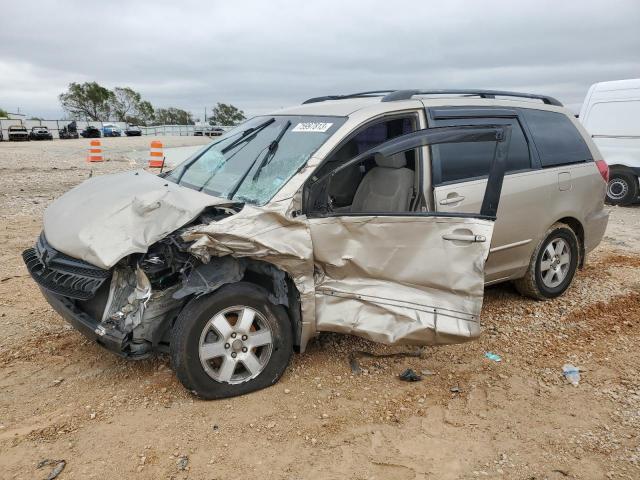 2004 Toyota Sienna CE