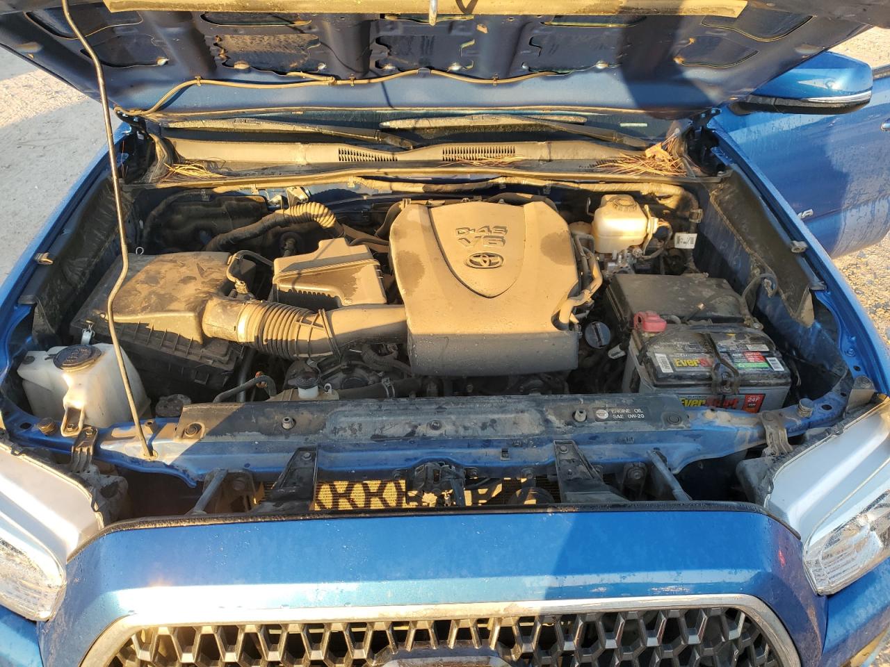 5TFCZ5AN1JX147043 TOYOTA TACOMA 2018