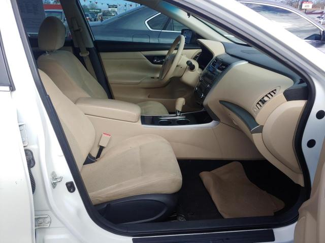 Седани NISSAN ALTIMA 2015 Білий