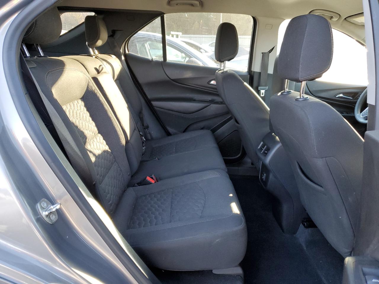 3GNAXKEV5KS537644 CHEVROLET EQUINOX 2019
