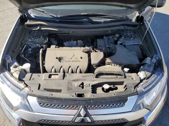 JA4AD2A31LJ000272 Mitsubishi Outlander Es