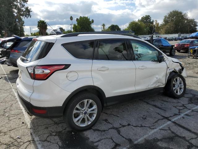 1FMCU9GD0JUB13838 Ford ESCAPE SE