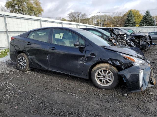 JTDL9RFU2L3015653 Toyota Prius LE 4