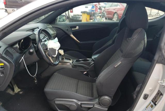  HYUNDAI GENESIS 2013 Сріблястий