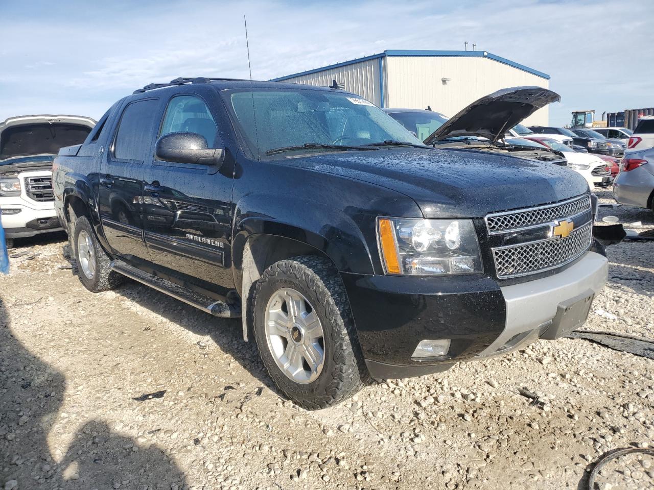 3GNTKFE70DG124939 2013 Chevrolet Avalanche Lt