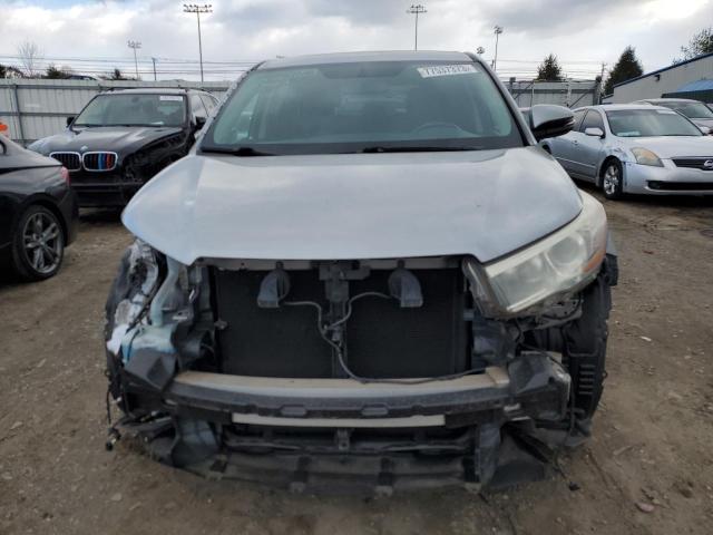 VIN 5TDBKRFH7FS142243 2015 Toyota Highlander, LE no.5