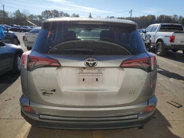 2T3BFREV8JW720241 | 2018 TOYOTA RAV4 LE