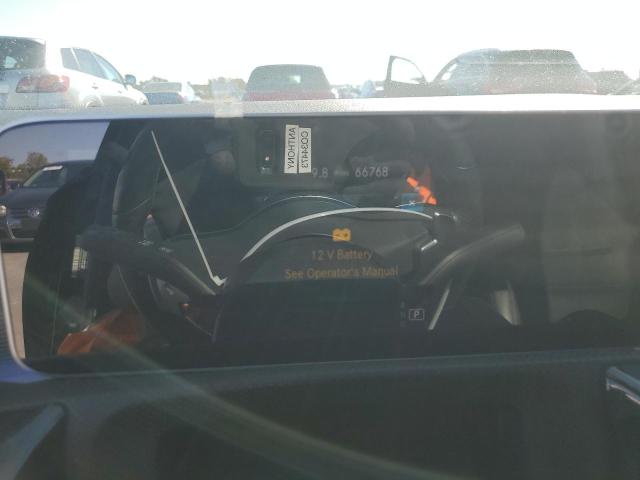 WDD3G4EB3KW026396 Mercedes-Benz A 220