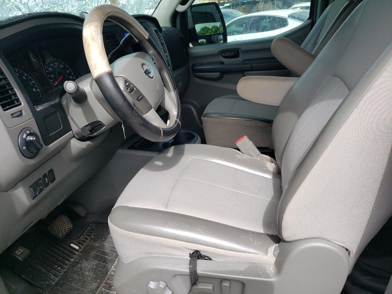 1N6BF0KM5DN112435 2013 Nissan Nv 1500