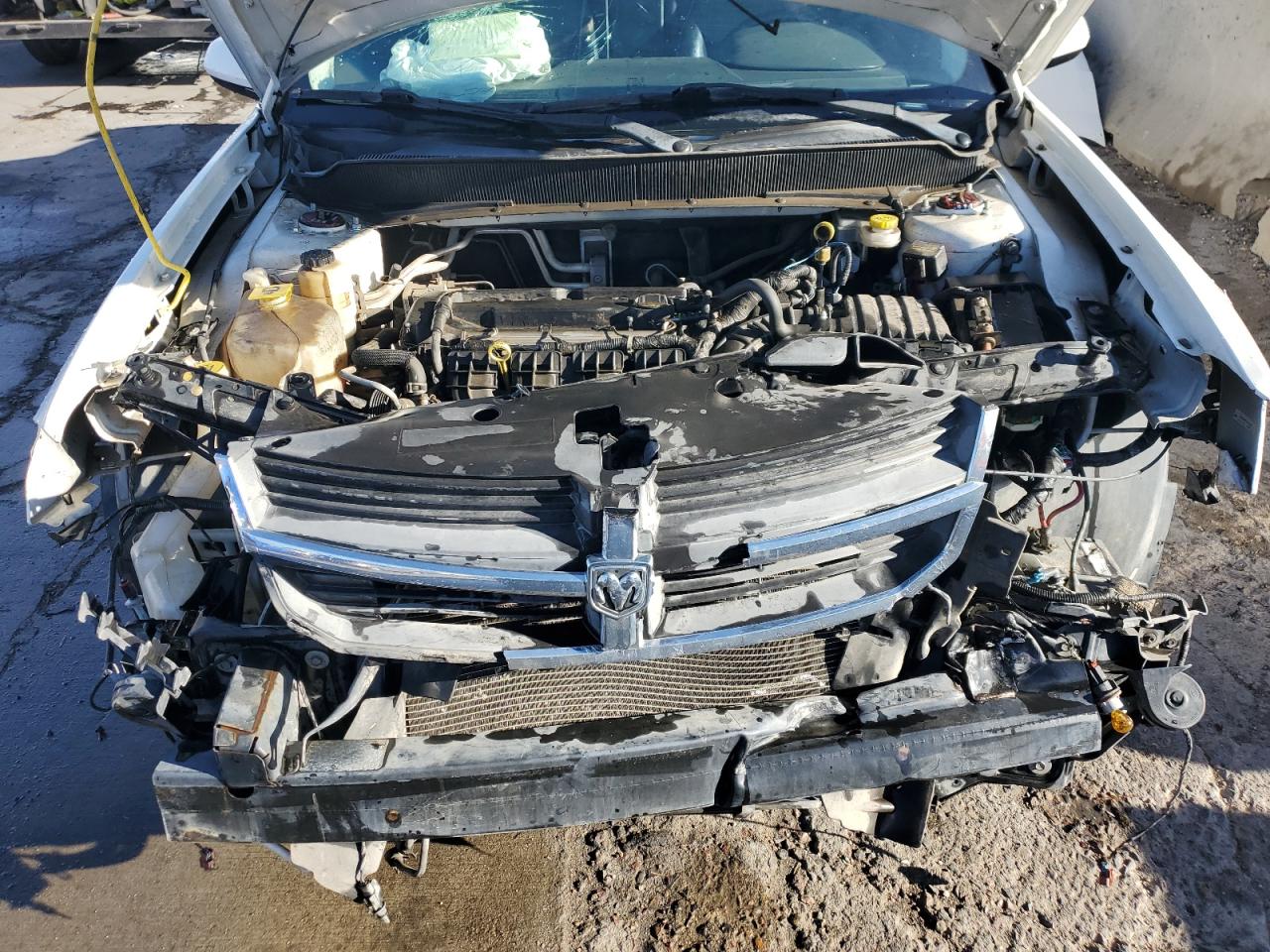 1B3CC5FB3AN133982 2010 Dodge Avenger R/T