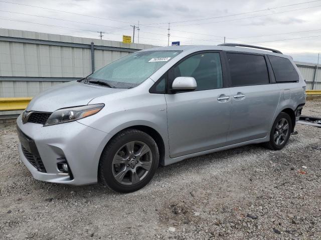 2019 Toyota Sienna SE