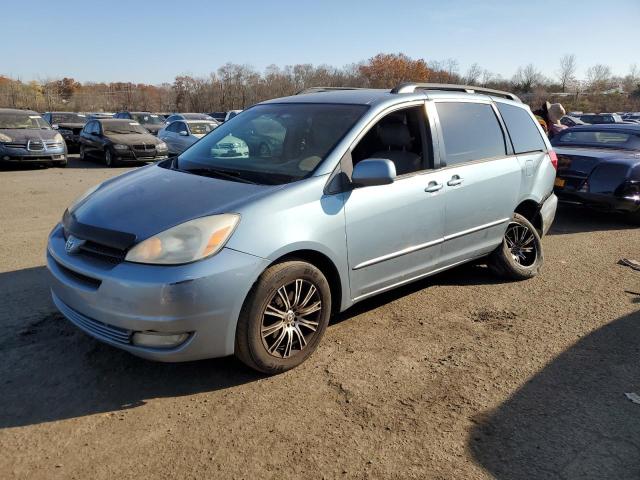 2005 Toyota Sienna XLE