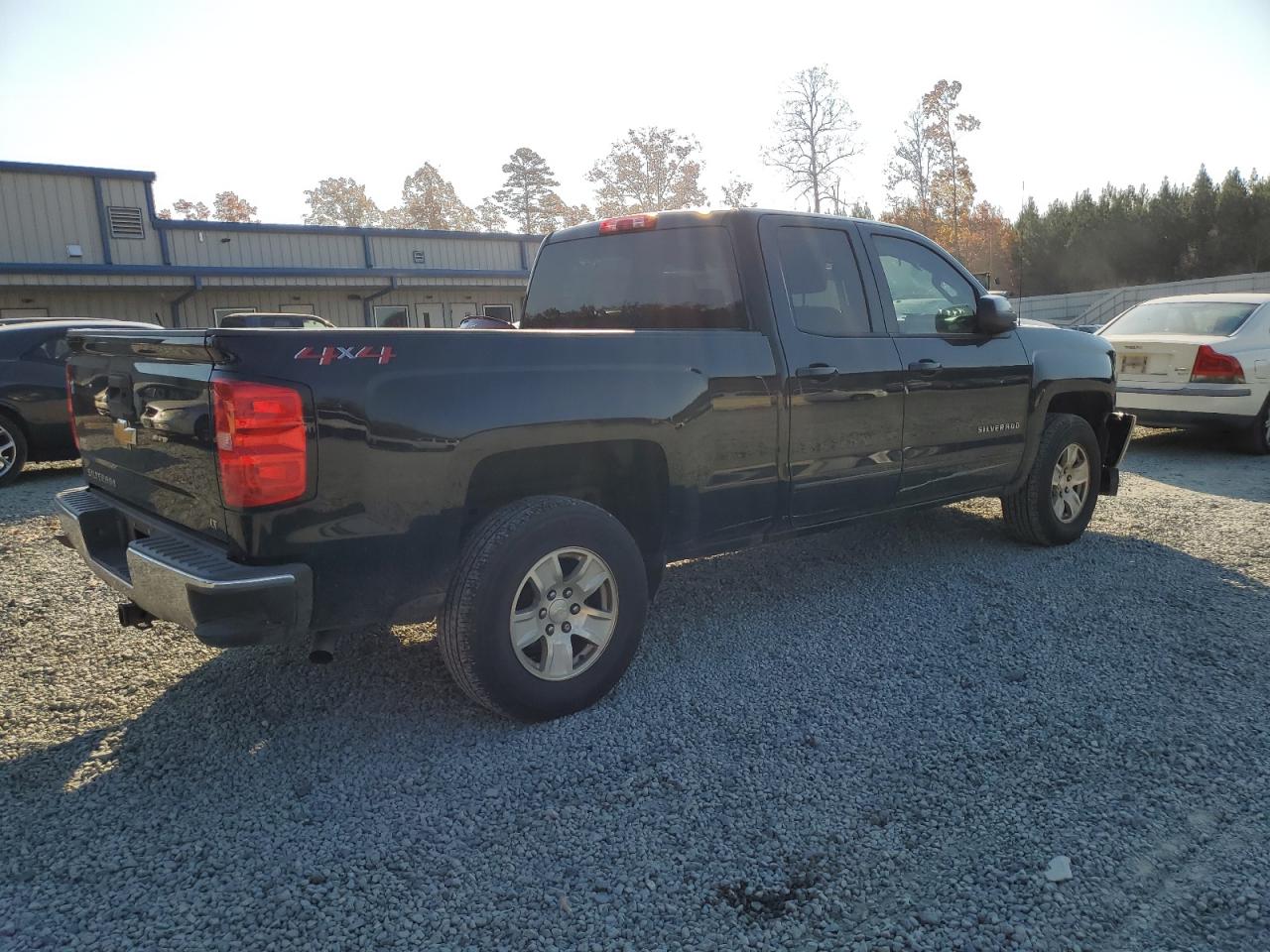1GCVKREC3JZ185553 CHEVROLET ALL Models 2018
