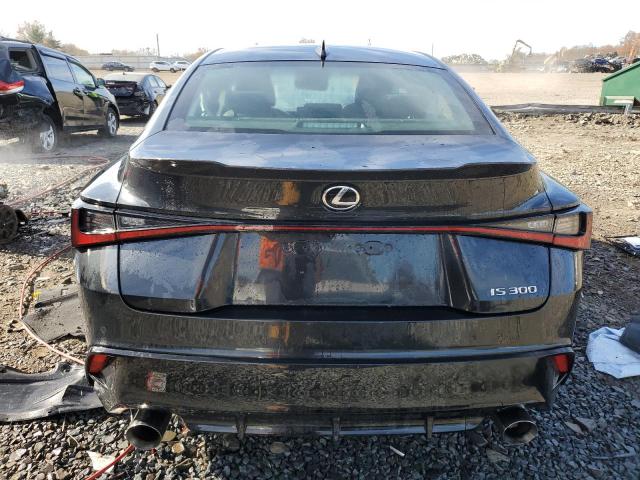  LEXUS IS 2021 Чорний
