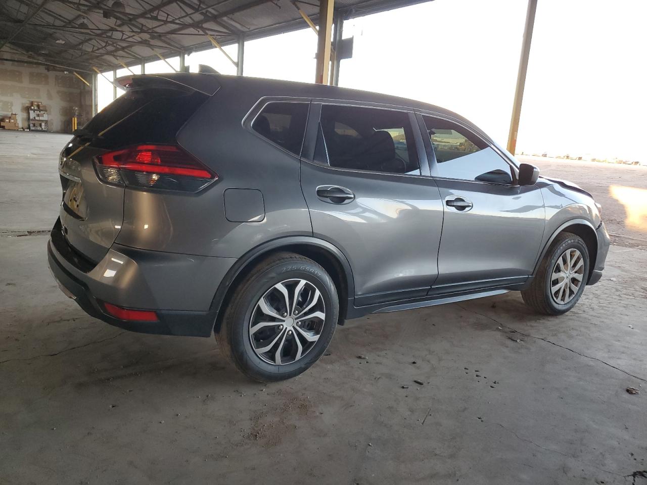 JN8AT2MT2HW386378 NISSAN ROGUE 2017