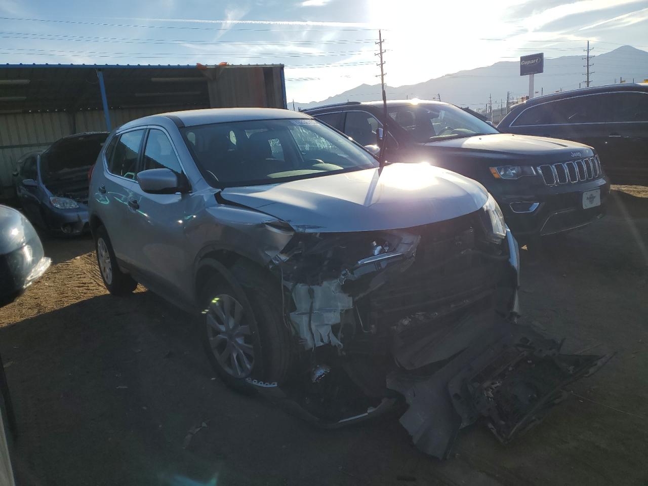 KNMAT2MVXJP532250 NISSAN ROGUE 2018
