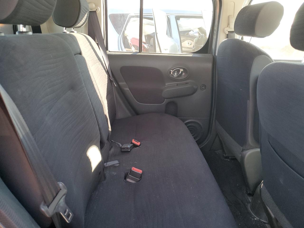 JN8AZ2KR4ET352106 2014 Nissan Cube S