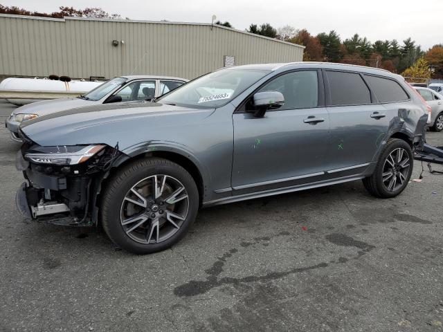 2018 Volvo V90 Cross Country 