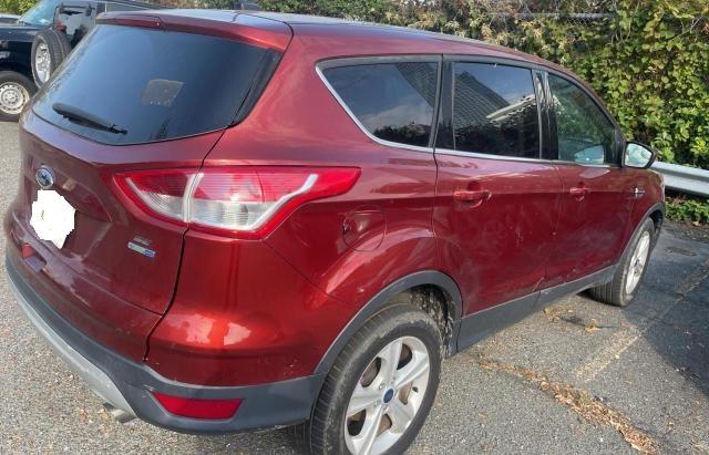 1FMCU9GX8FUB04189 Ford ESCAPE SE
