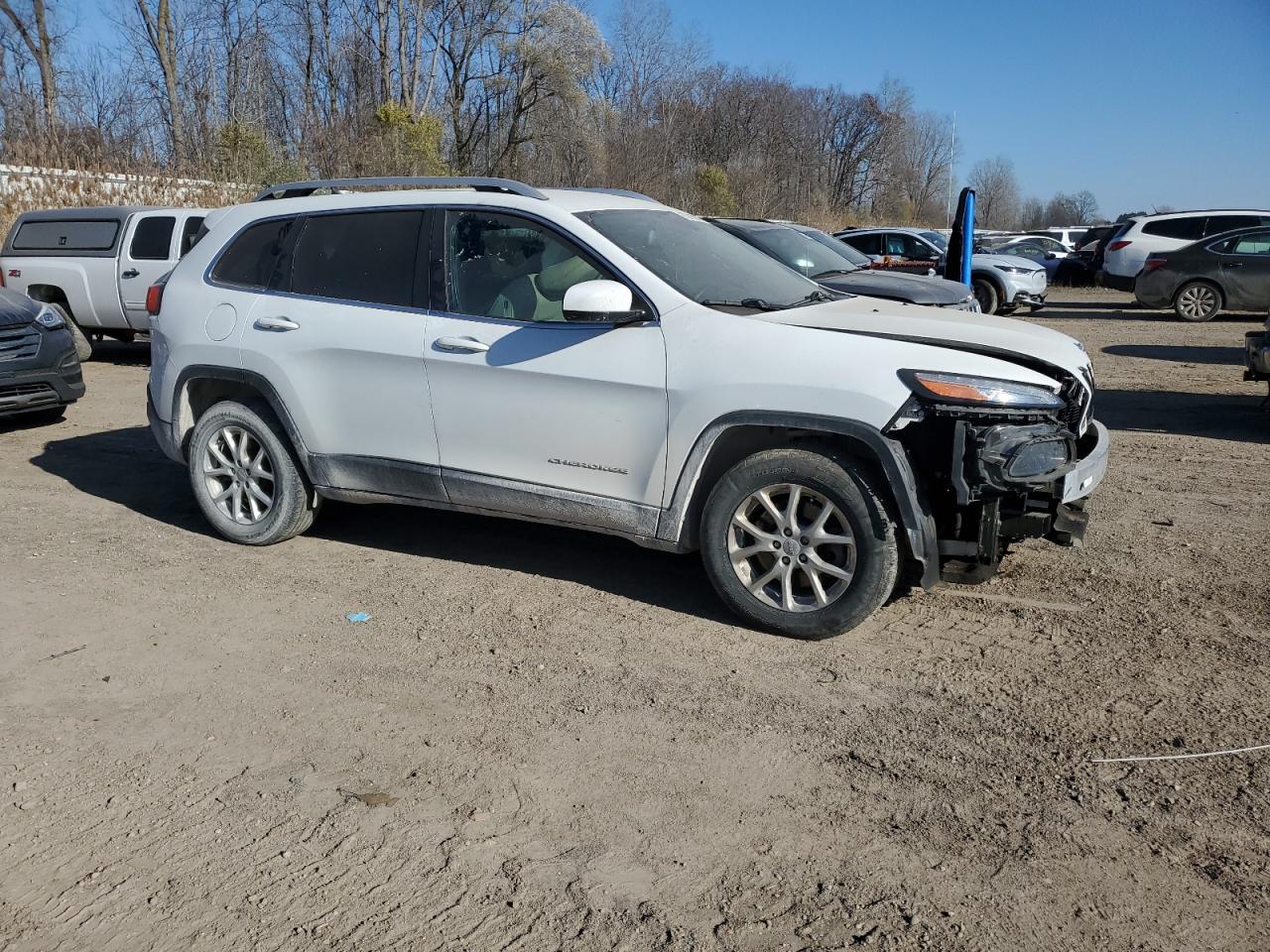 1C4PJMCB7GW366559 2016 Jeep Cherokee Latitude