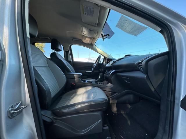 1FMCU0GD2HUD23752 Ford ESCAPE SE