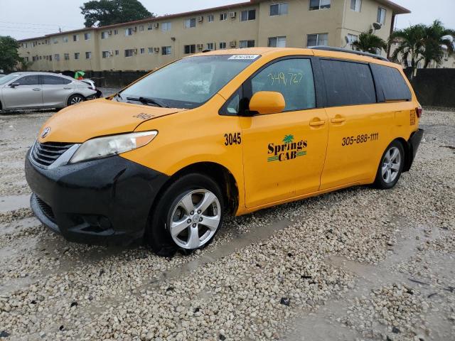 2015 Toyota Sienna LE