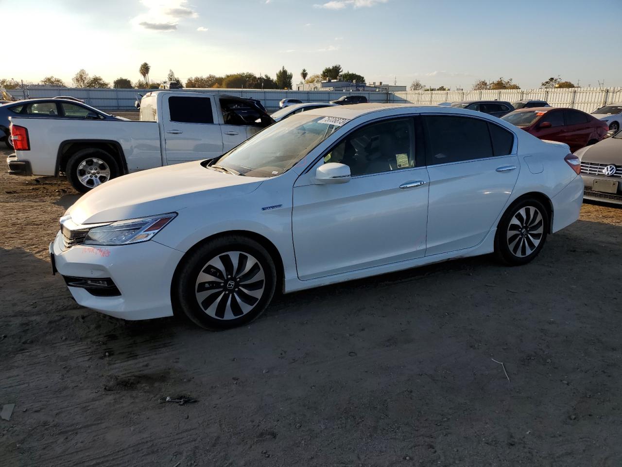 JHMCR6F79HC029712 HONDA ACCORD 2017