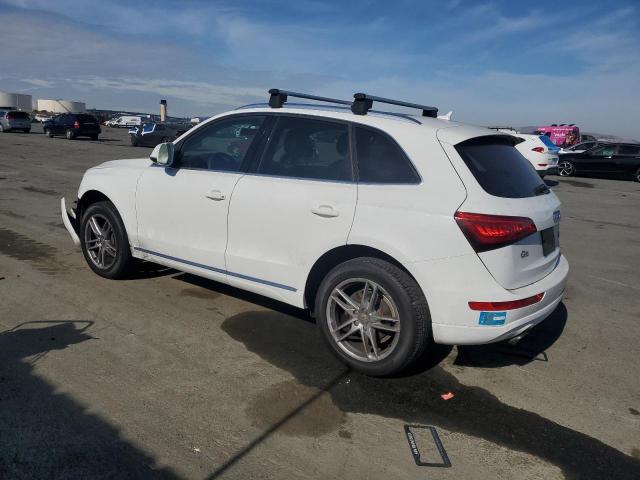 VIN WA1LFAFP0EA023912 2014 Audi Q5, Premium Plus no.2