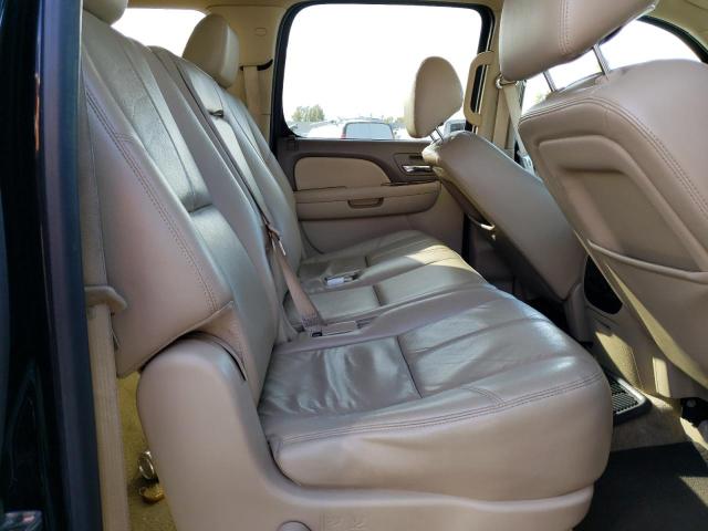 1GNSCJE0XER243601 Chevrolet Suburban C1500 Lt