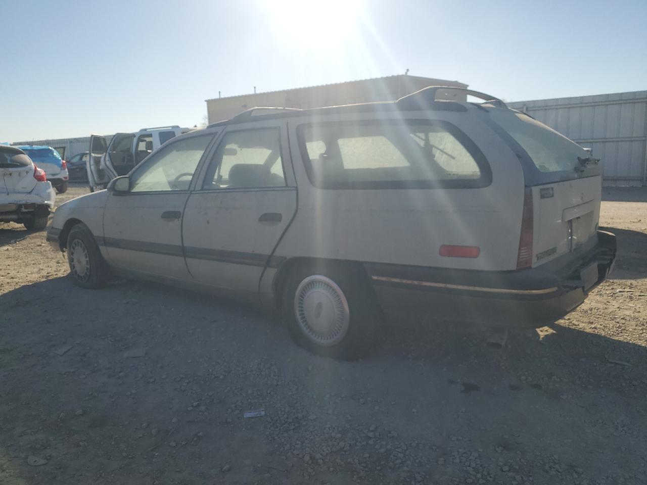 1FABP57U5JG273458 1988 Ford Taurus Gl