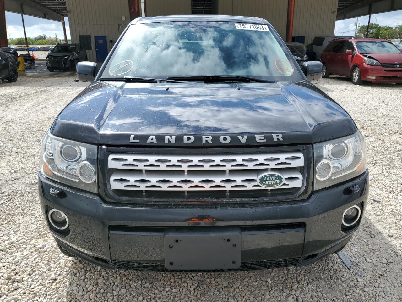salfr2bg4eh410548 SALFR2BG4EH410548 2014 Land Rover Lr2 Hse