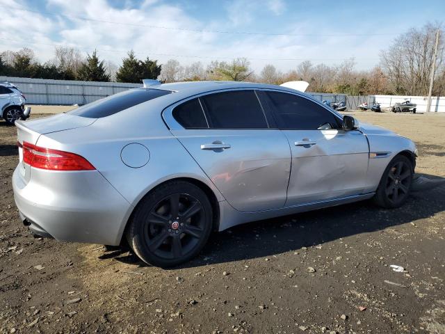 VIN SAJAJ4FX7JCP20958 2018 Jaguar XE, Premium no.3