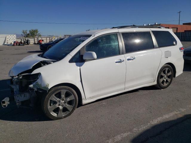 2014 Toyota Sienna 