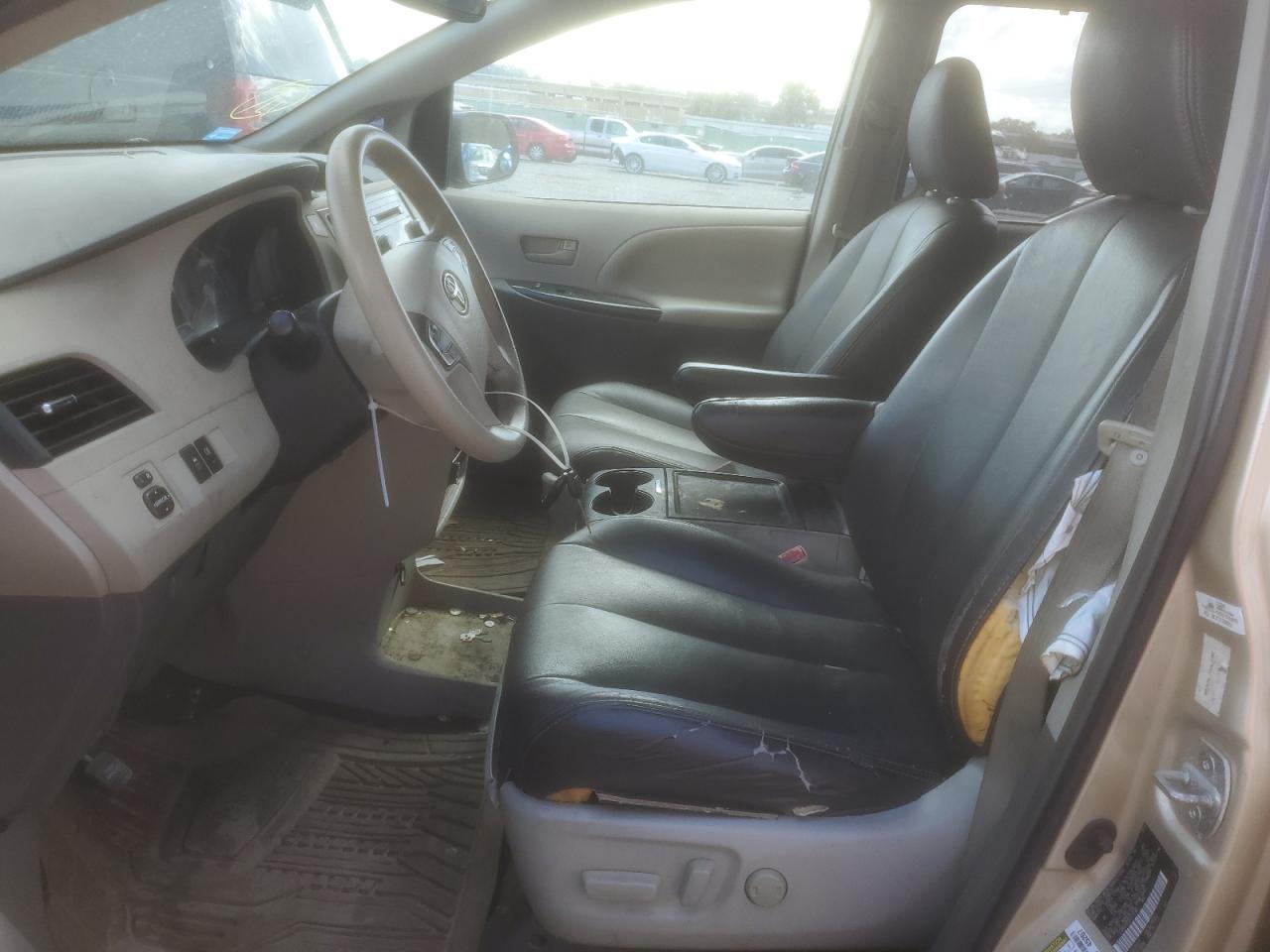 5TDKK3DC0CS211385 2012 Toyota Sienna Le 5TDKK3DC0CS211385 2012 Toyota Sienna Le