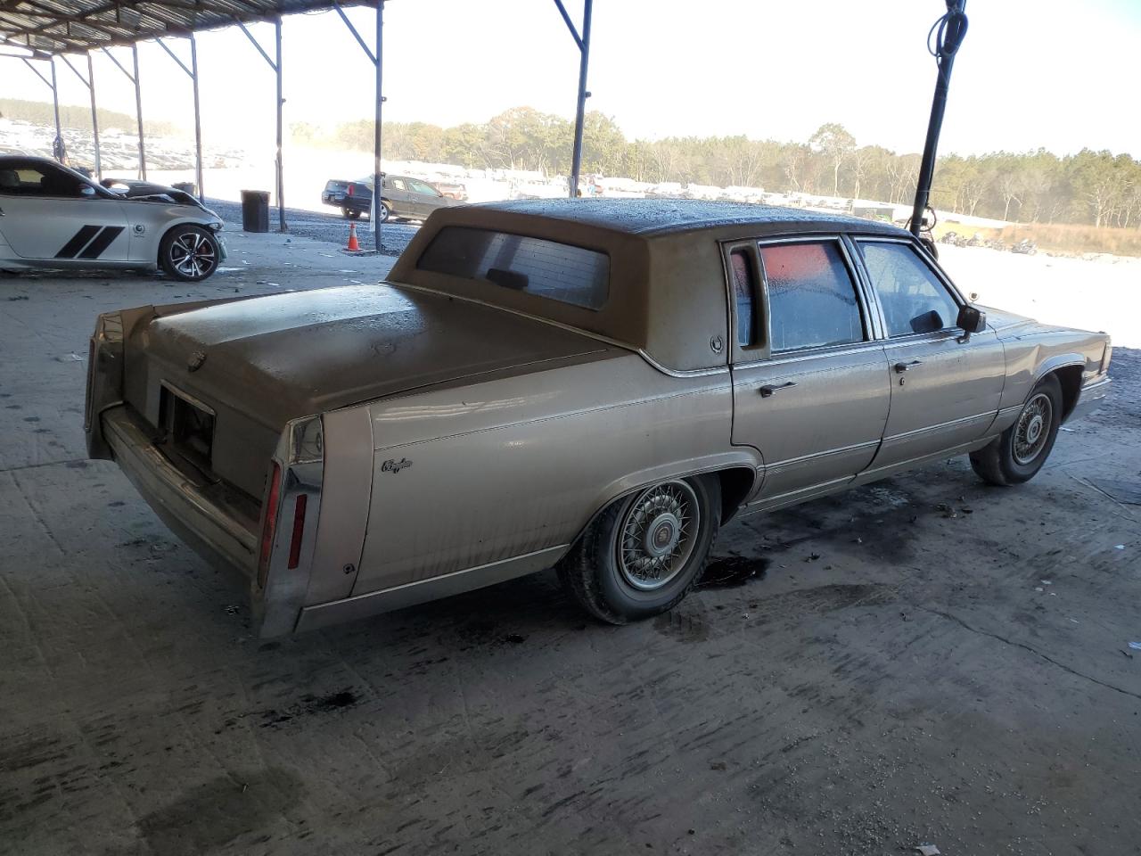 1G6DW5470LR732183 1990 Cadillac Brougham