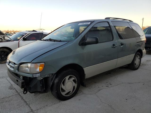 2000 Toyota Sienna LE