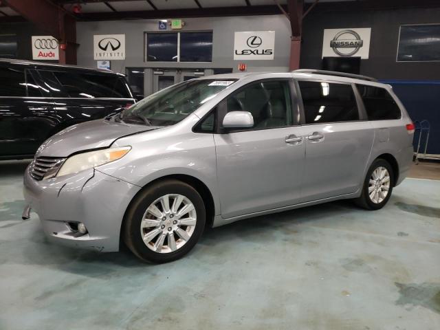 2011 Toyota Sienna XLE