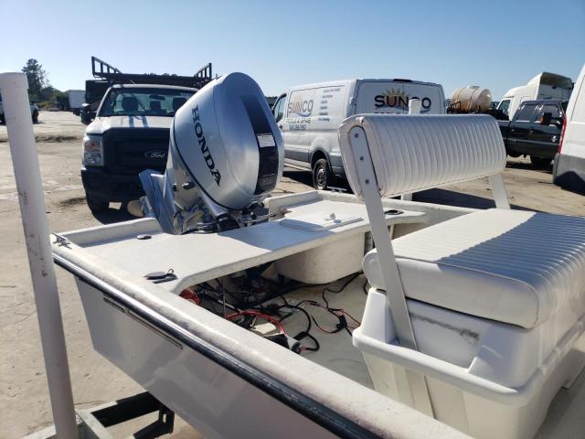 MBL07217J516 Auction: COPART Lot: 72631653 Location: NC - LUMBERTON MBL07217J516 OTHER MAYCRAFT 2016 WHITE Photo 6