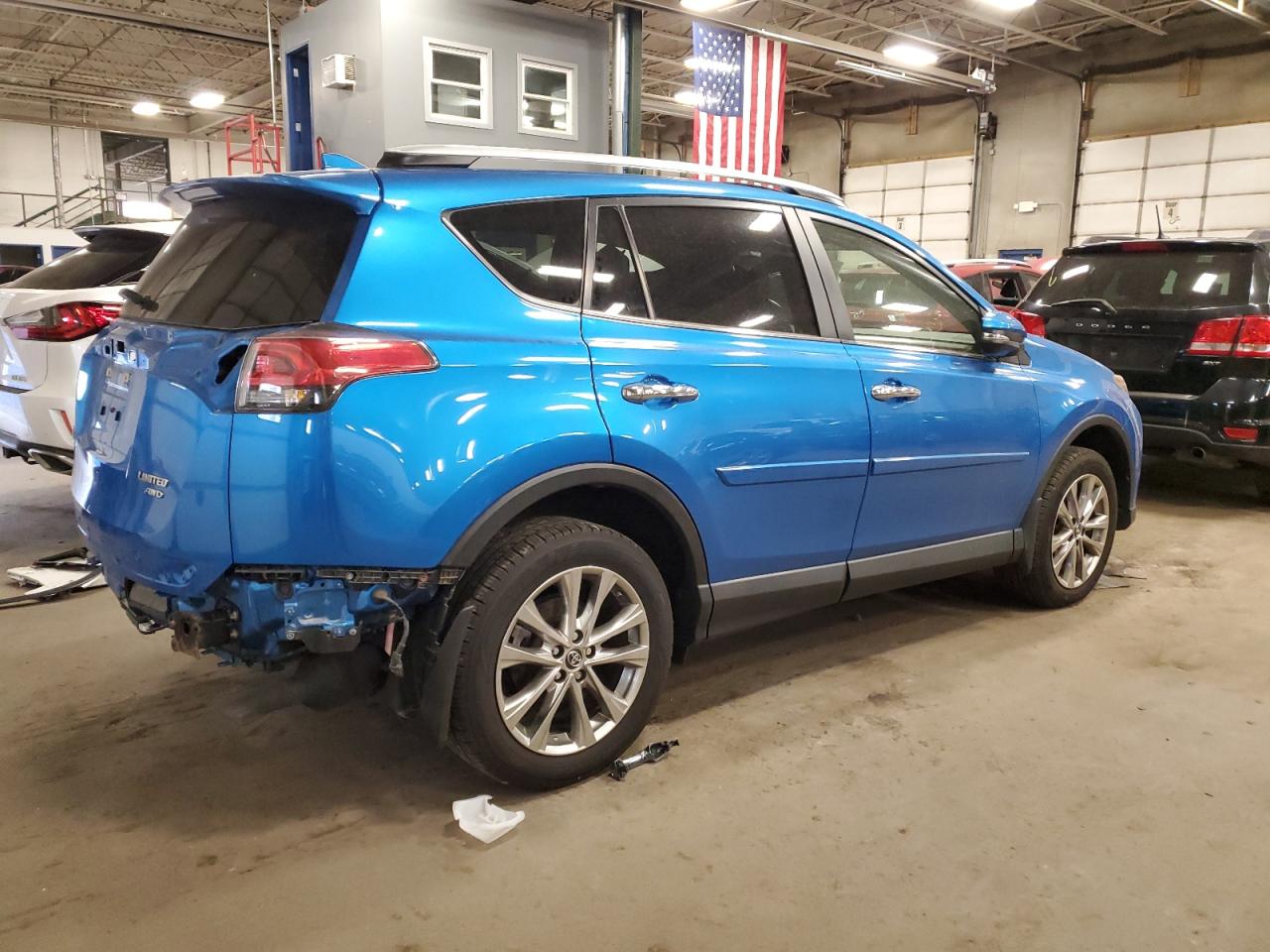 JTMDFREV7GJ093290 TOYOTA RAV4 2016