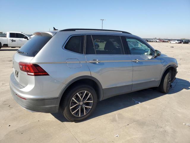 3VV3B7AX2KM158790 | 2019 VOLKSWAGEN TIGUAN SE