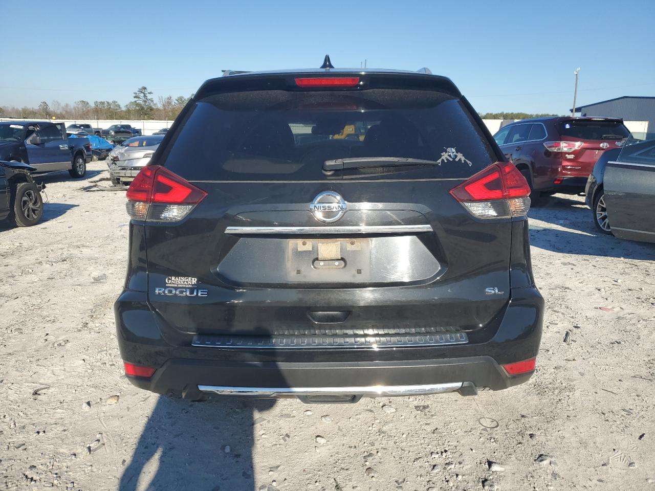 JN8AT2MT9HW400468 NISSAN ROGUE 2017