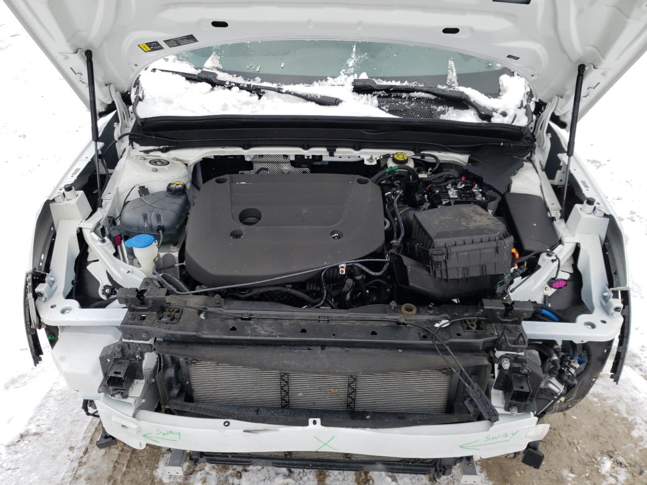 YV4L12UW5P2910551 VOLVO XC40 PLUS 2023