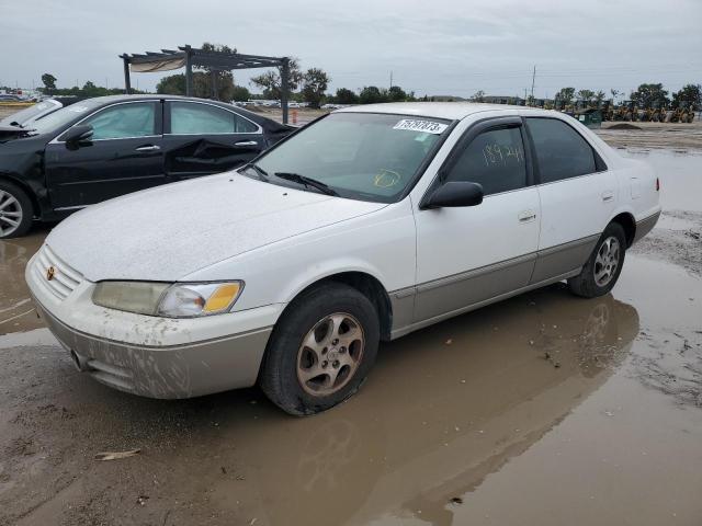 1999 Toyota Camry LE