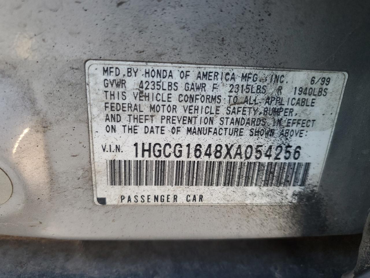 1HGCG1648XA054256 1999 Honda Accord Lx