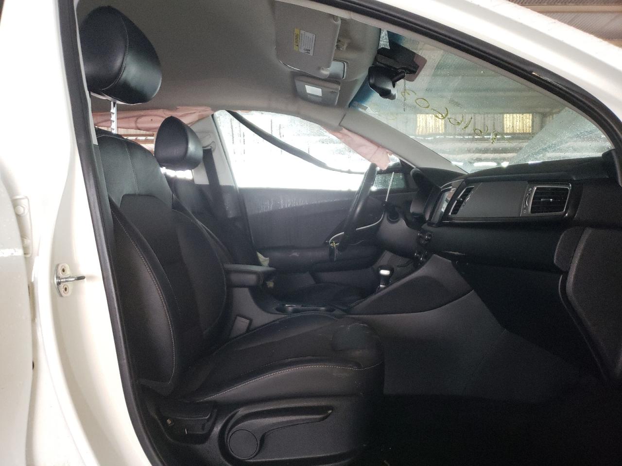 KNDCC3LC0K5264336 KIA NIRO 2019
