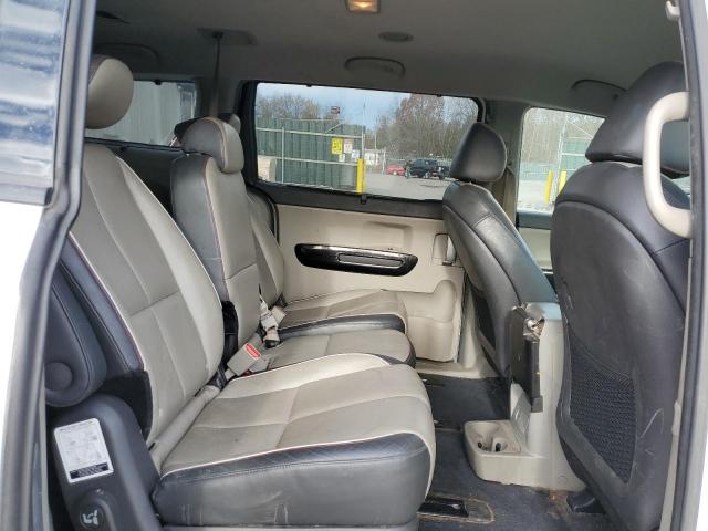 KNDMC5C1XG6135827 KIA SEDONA EX