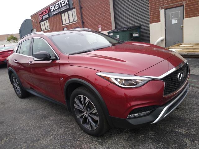 2017 INFINITI QX30 Base